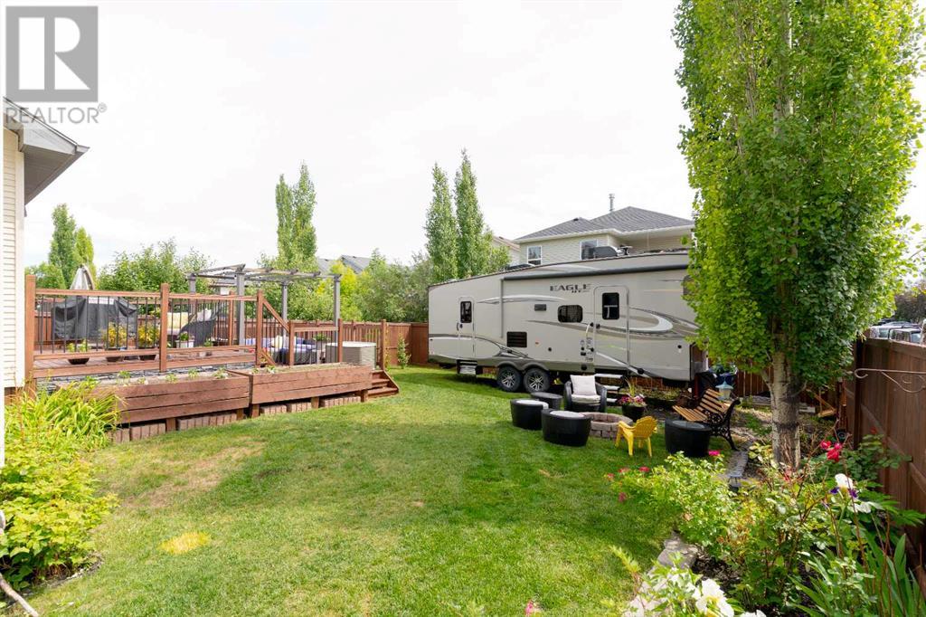 Single Family House for Sale in  Tuscany Ridge Mews NW Tuscany Calgary 