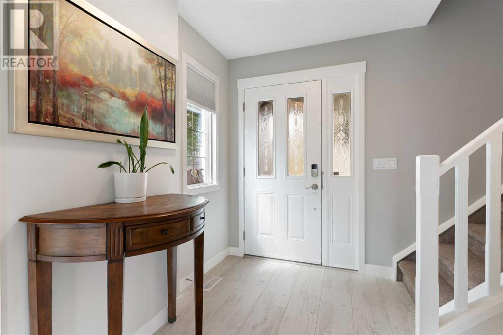 Single Family House for Sale in  Tuscany Ridge Mews NW Tuscany Calgary 