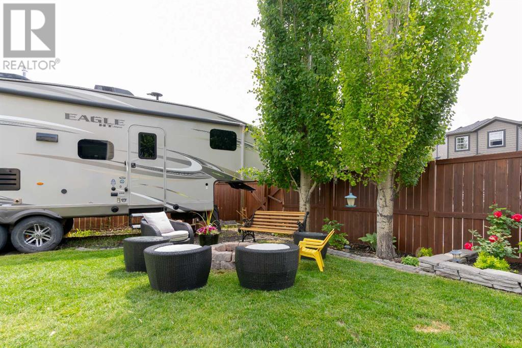 Single Family House for Sale in  Tuscany Ridge Mews NW Tuscany Calgary 