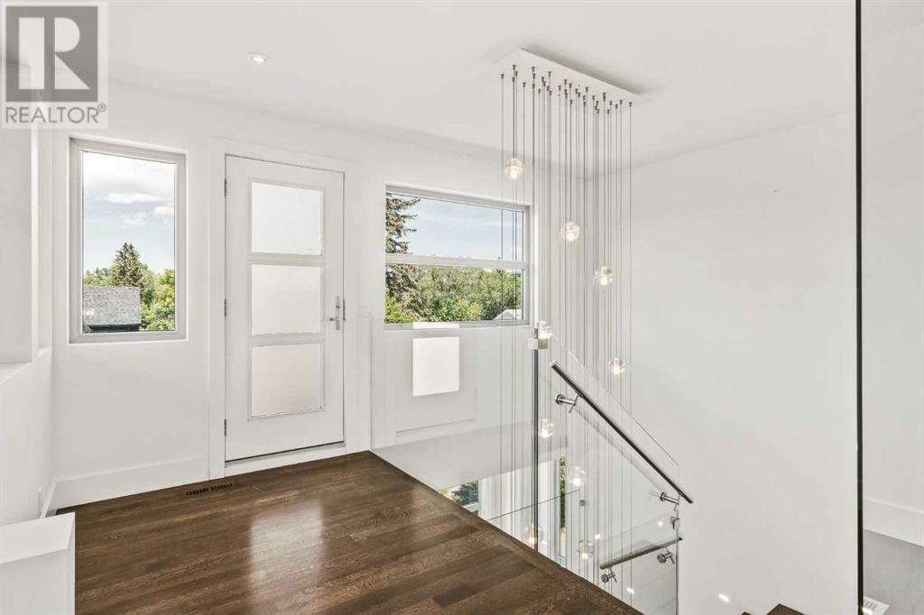 Single Family House for Sale in   Avenue NW Crescent Heights Calgary 