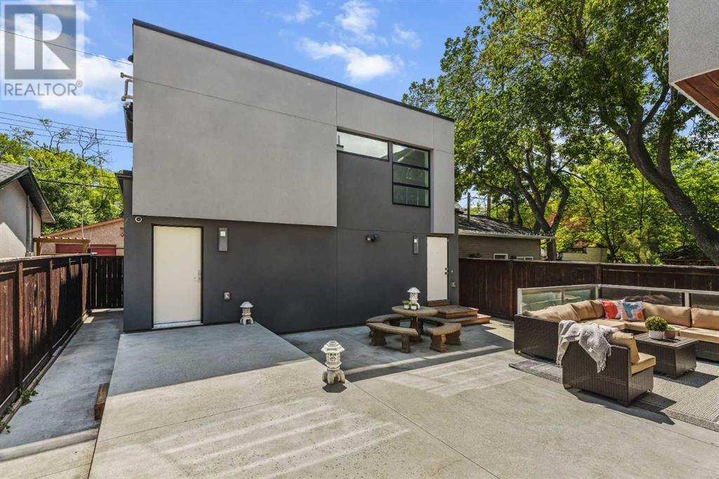 Single Family House for Sale in   Avenue NW Crescent Heights Calgary 