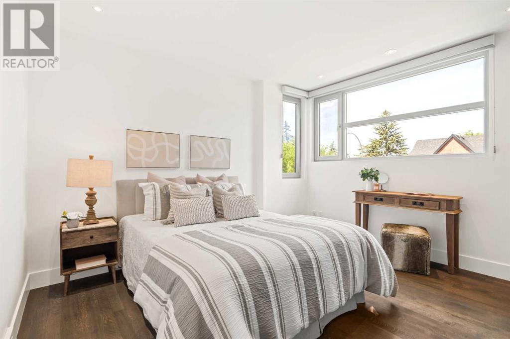 Single Family House for Sale in   Avenue NW Crescent Heights Calgary 