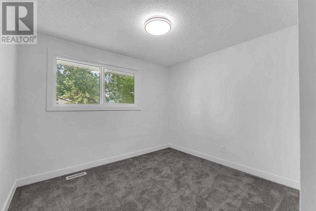 Single Family House for Sale in   Street SE Forest Heights Calgary 