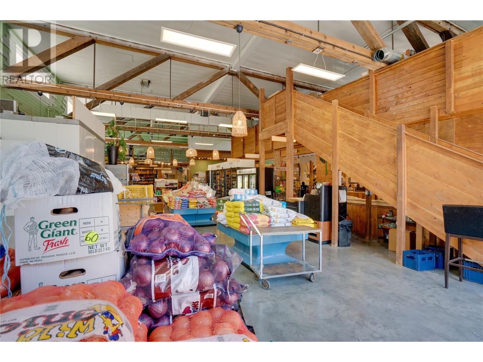 696 Baker Street, Nelson