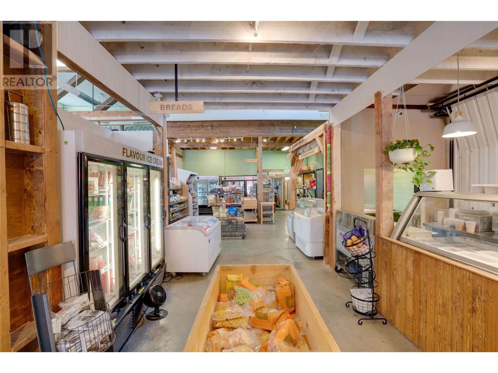 696 Baker Street, Nelson