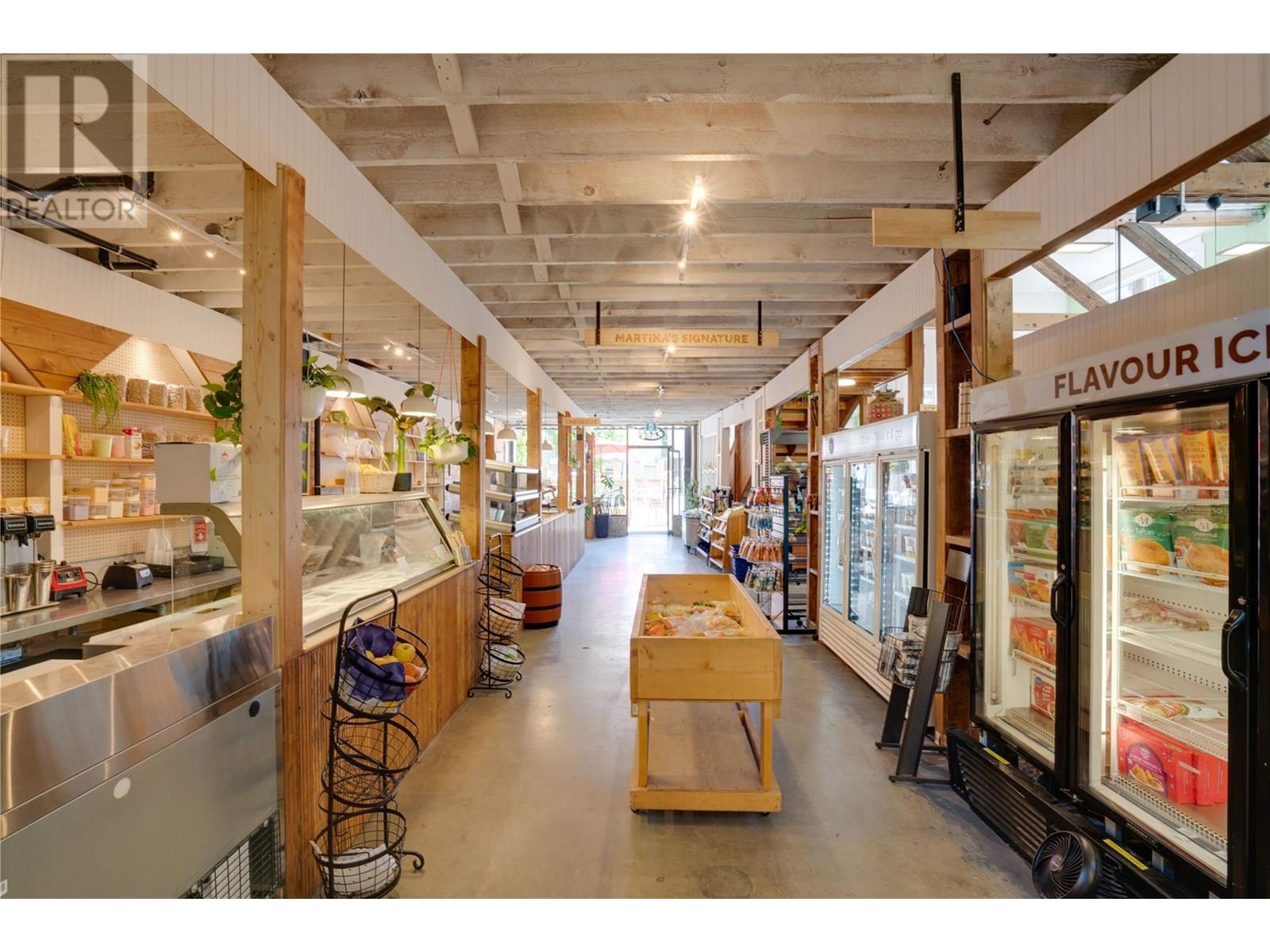 696 Baker Street, Nelson