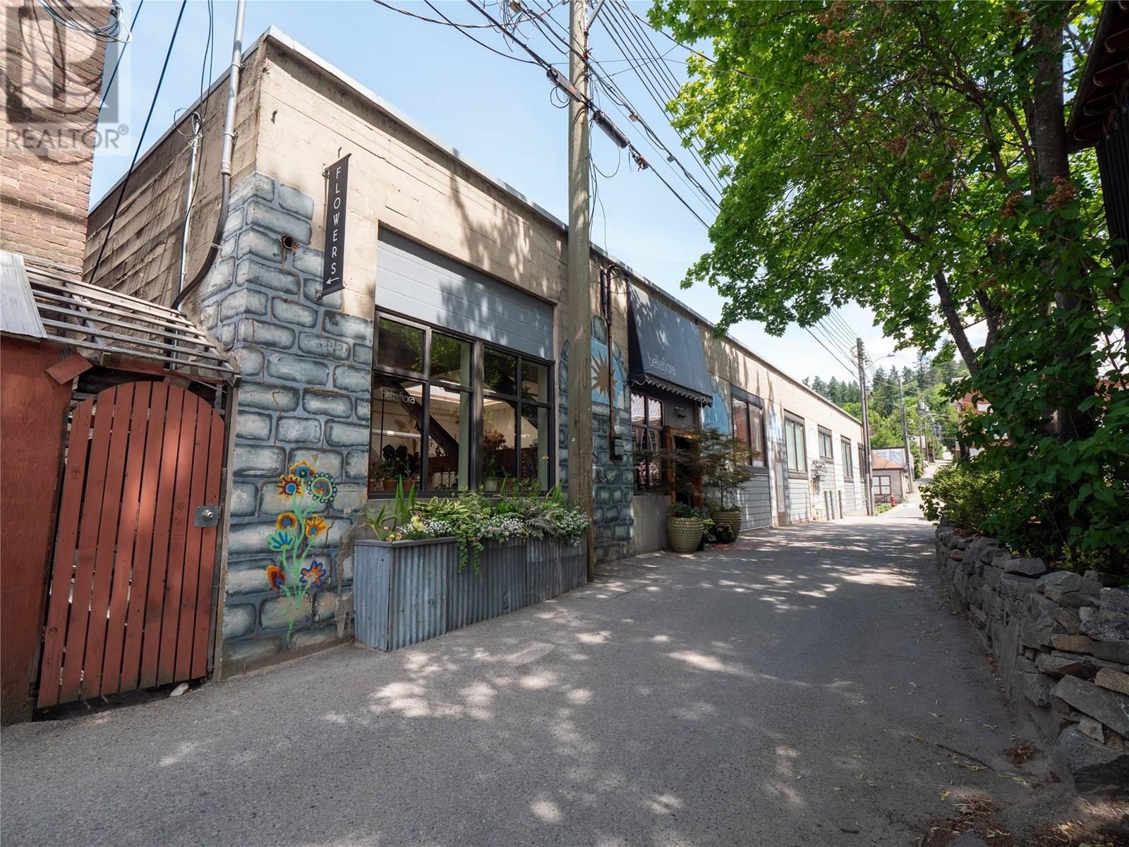 696 Baker Street, Nelson