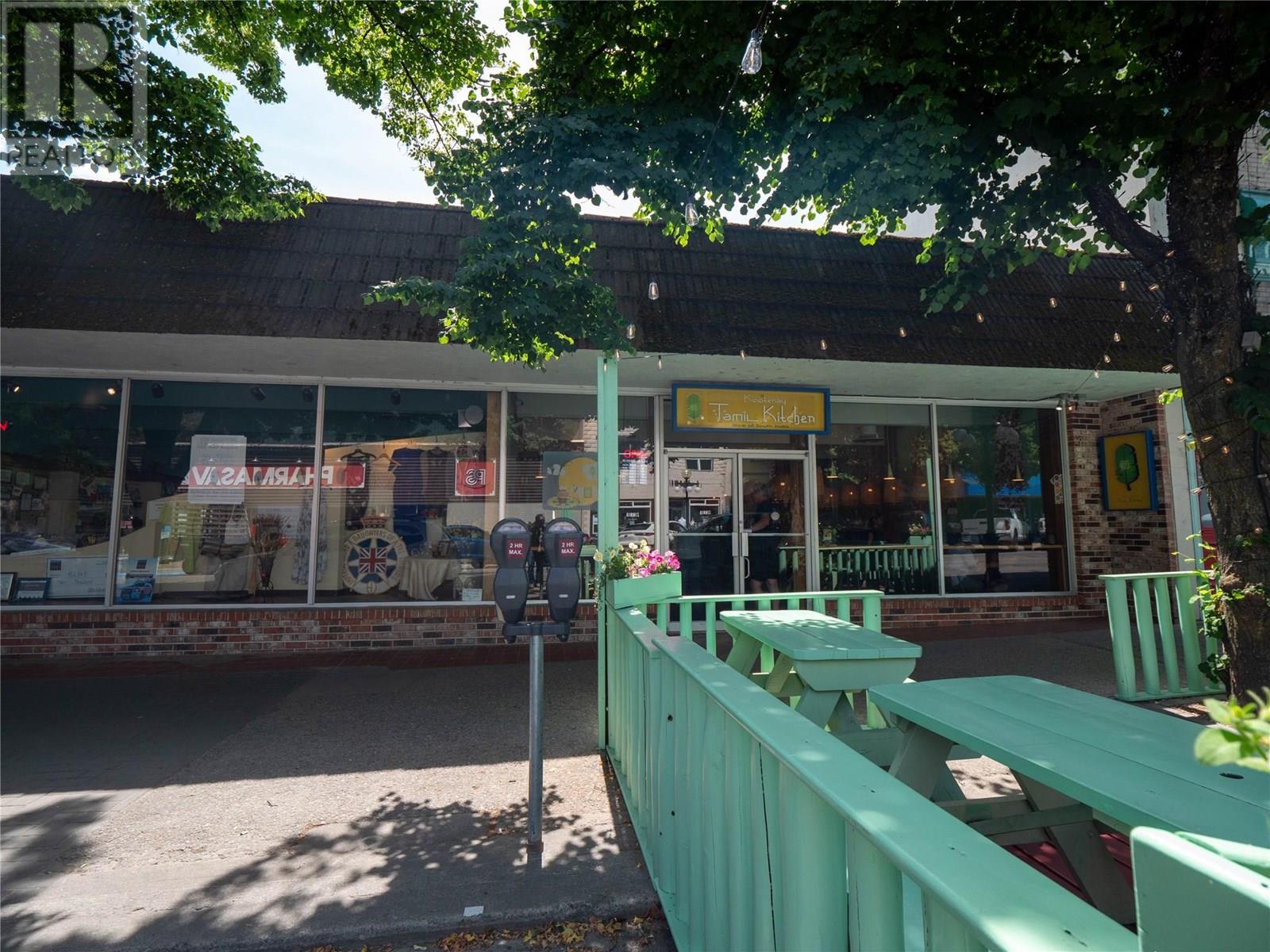 696 Baker Street, Nelson