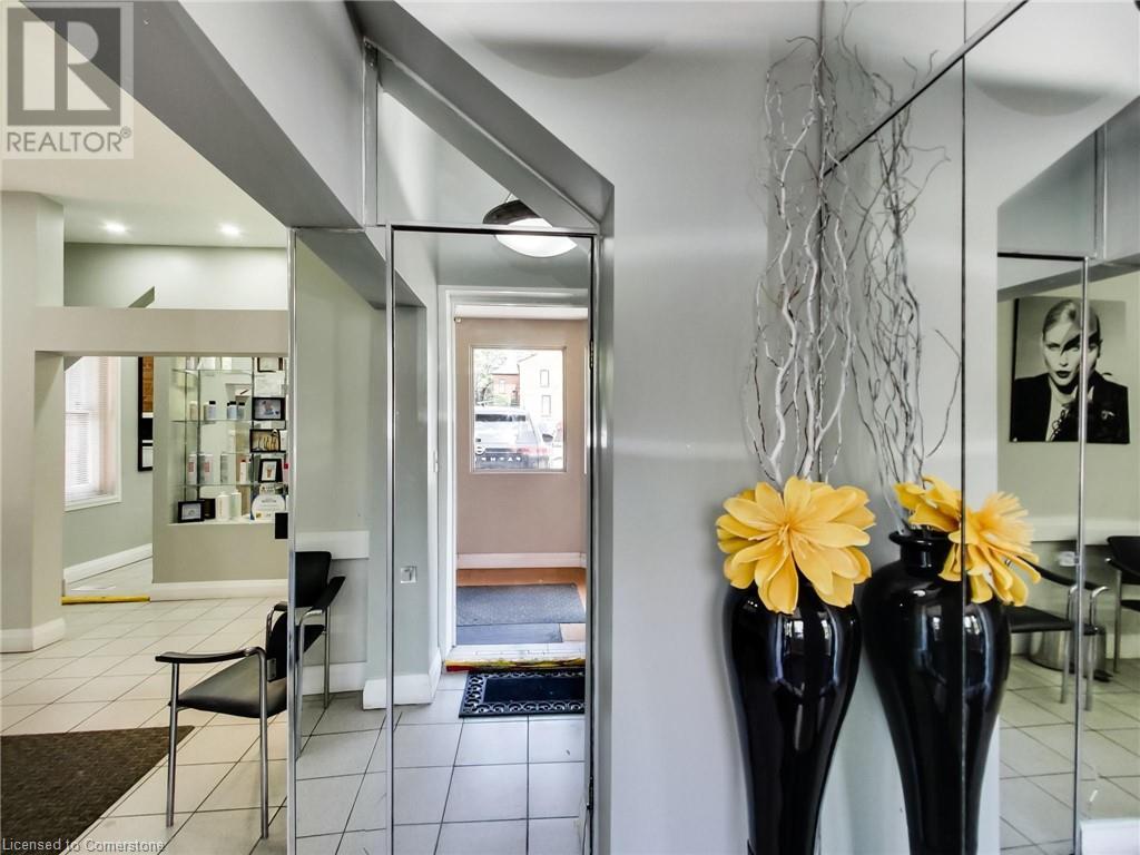 Photo 11 of 51 Augusta Street, Hamilton ON