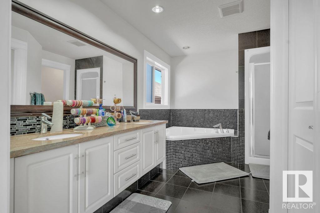 Photo 25 of 6724 12 Av Sw, Edmonton AB