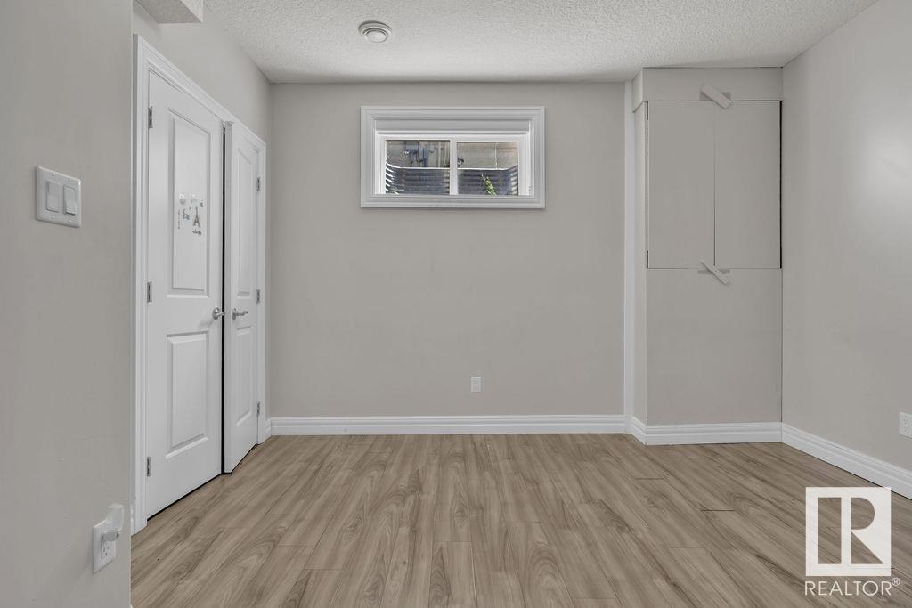 Photo 48 of 6724 12 Av Sw, Edmonton AB