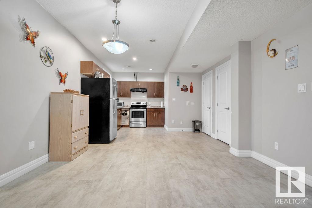 Photo 50 of 6724 12 Av Sw, Edmonton AB