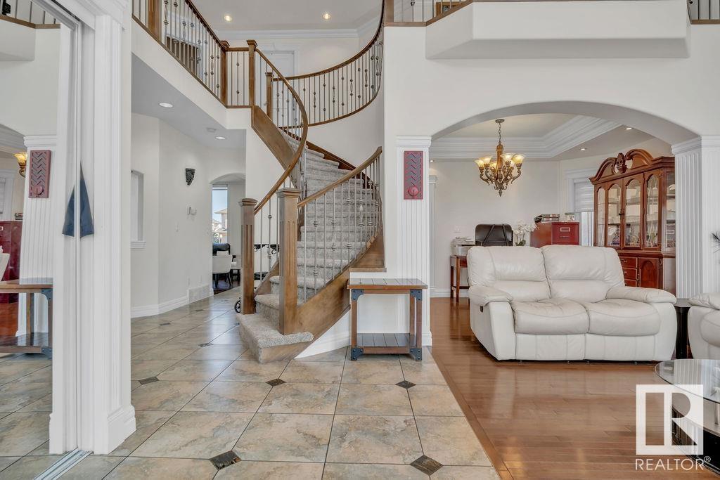 Photo 18 of 6724 12 Av Sw, Edmonton AB
