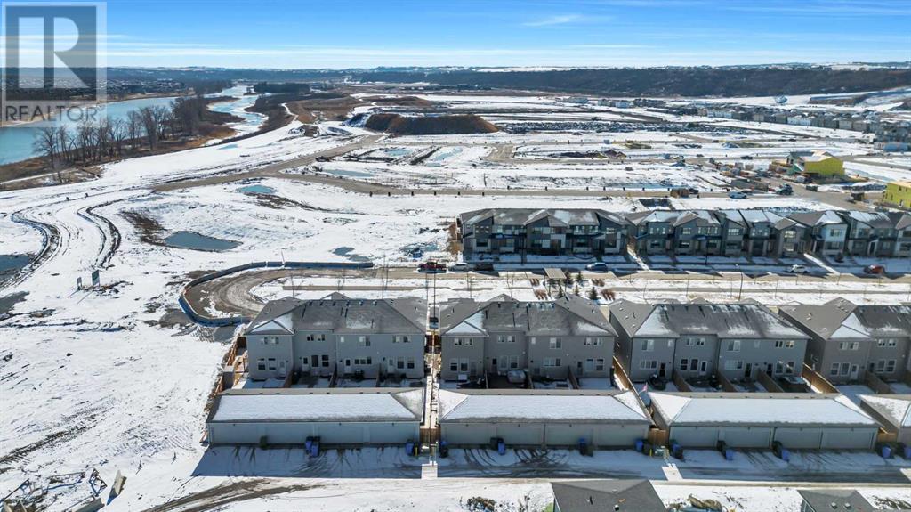 Single Family House for Sale in  Wolf Hollow Park SE Wolf Willow Calgary 