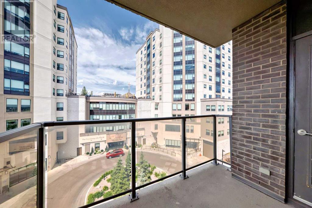 Single Family House for Sale in   Shawnee Hill SW Shawnee Slopes Calgary 