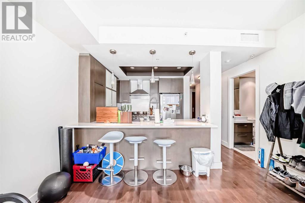 Single Family House for Sale in   Shawnee Hill SW Shawnee Slopes Calgary 