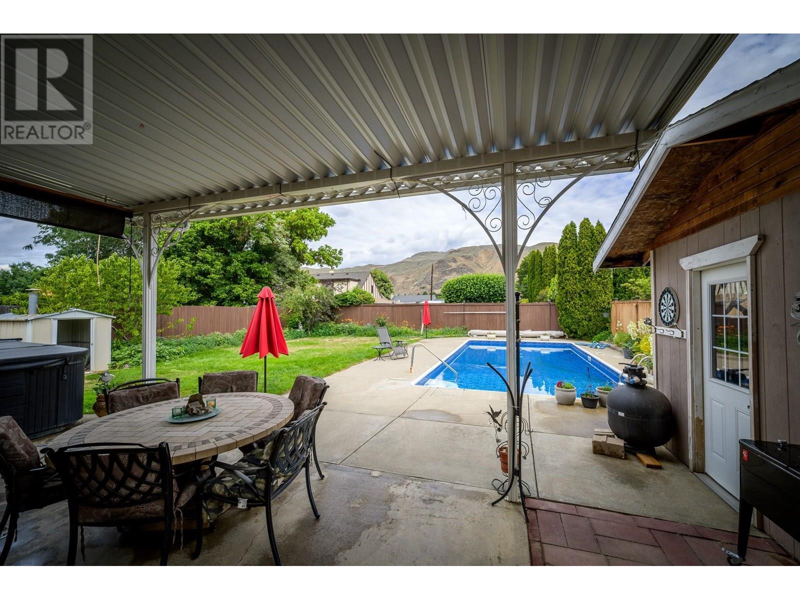 2374 PARKCREST AVENUE - Image 20