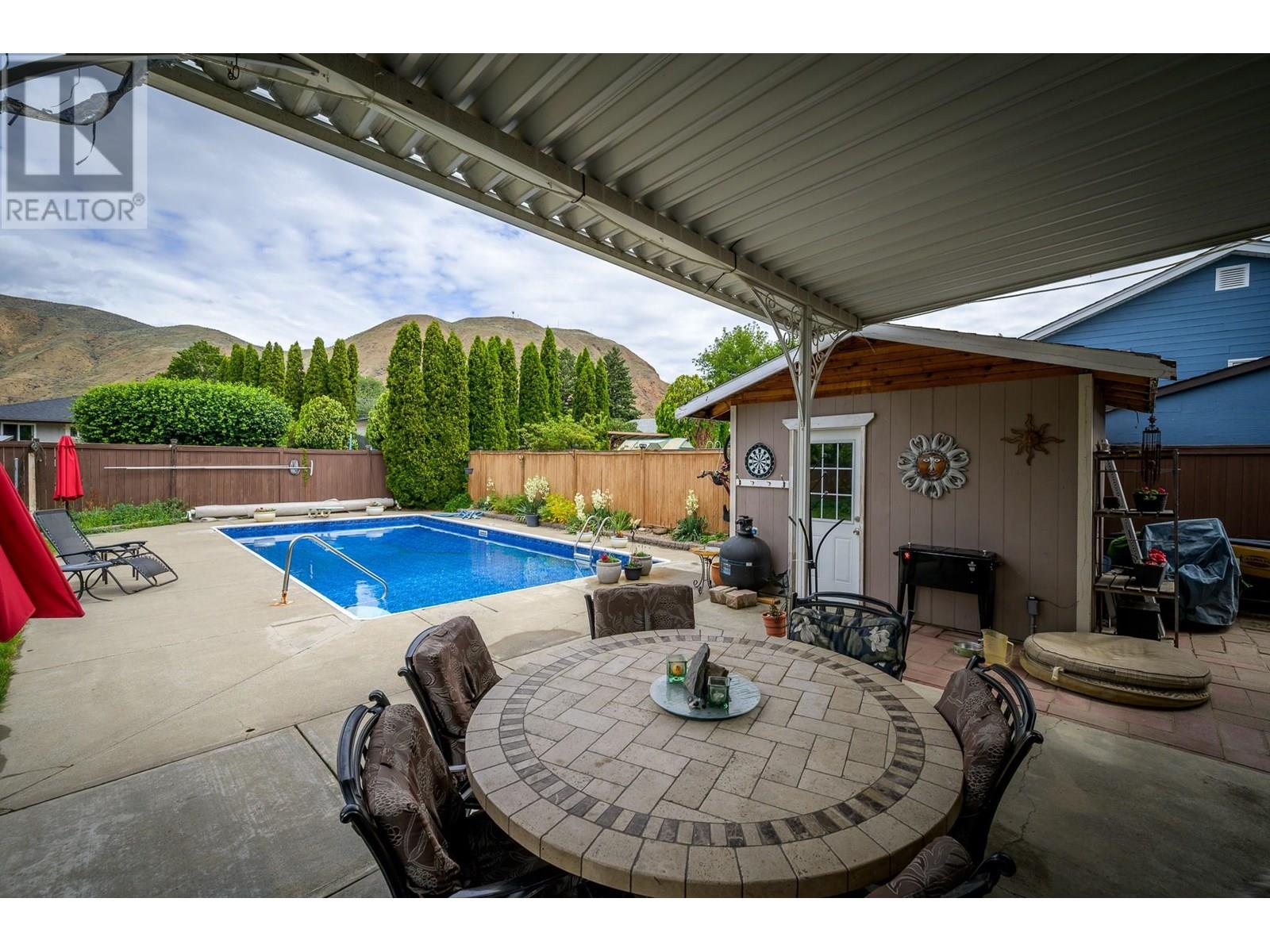 2374 PARKCREST AVENUE - Image 22