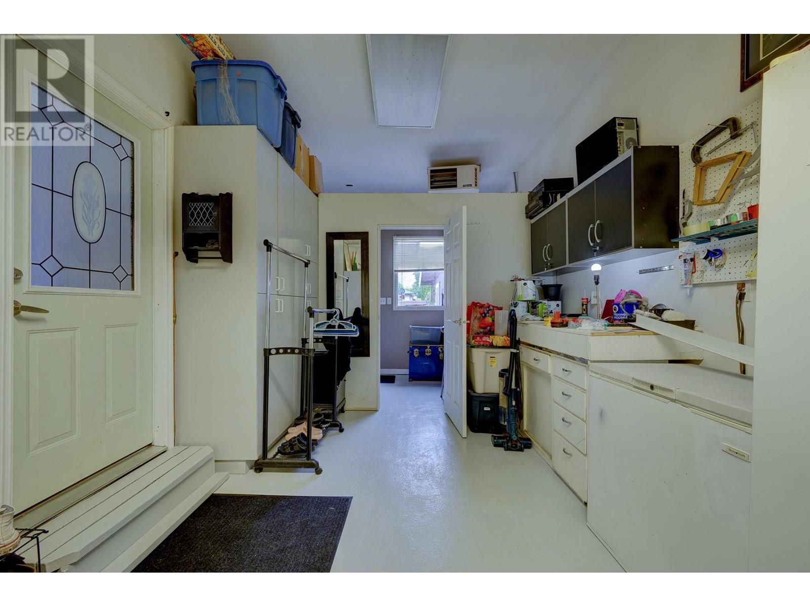 2374 PARKCREST AVENUE - Image 28