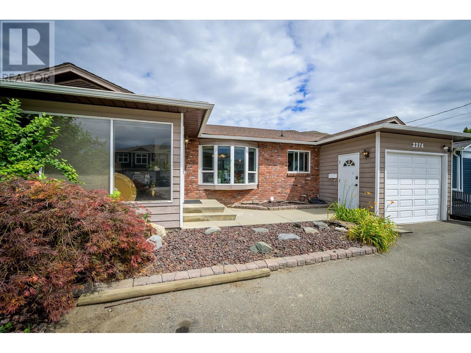 2374 PARKCREST AVENUE - Image 31
