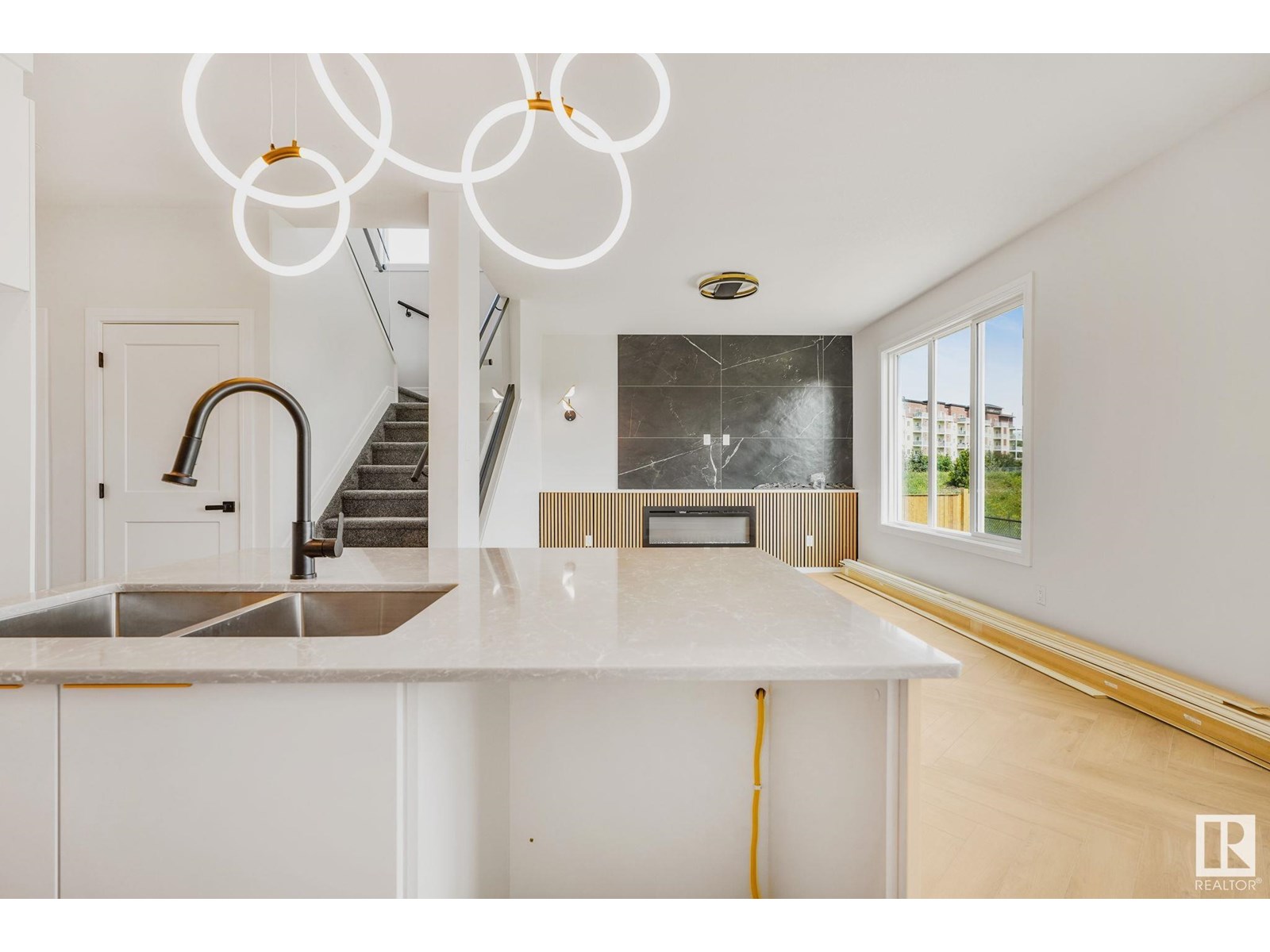 150 CREEKSIDE LANE LN, Leduc