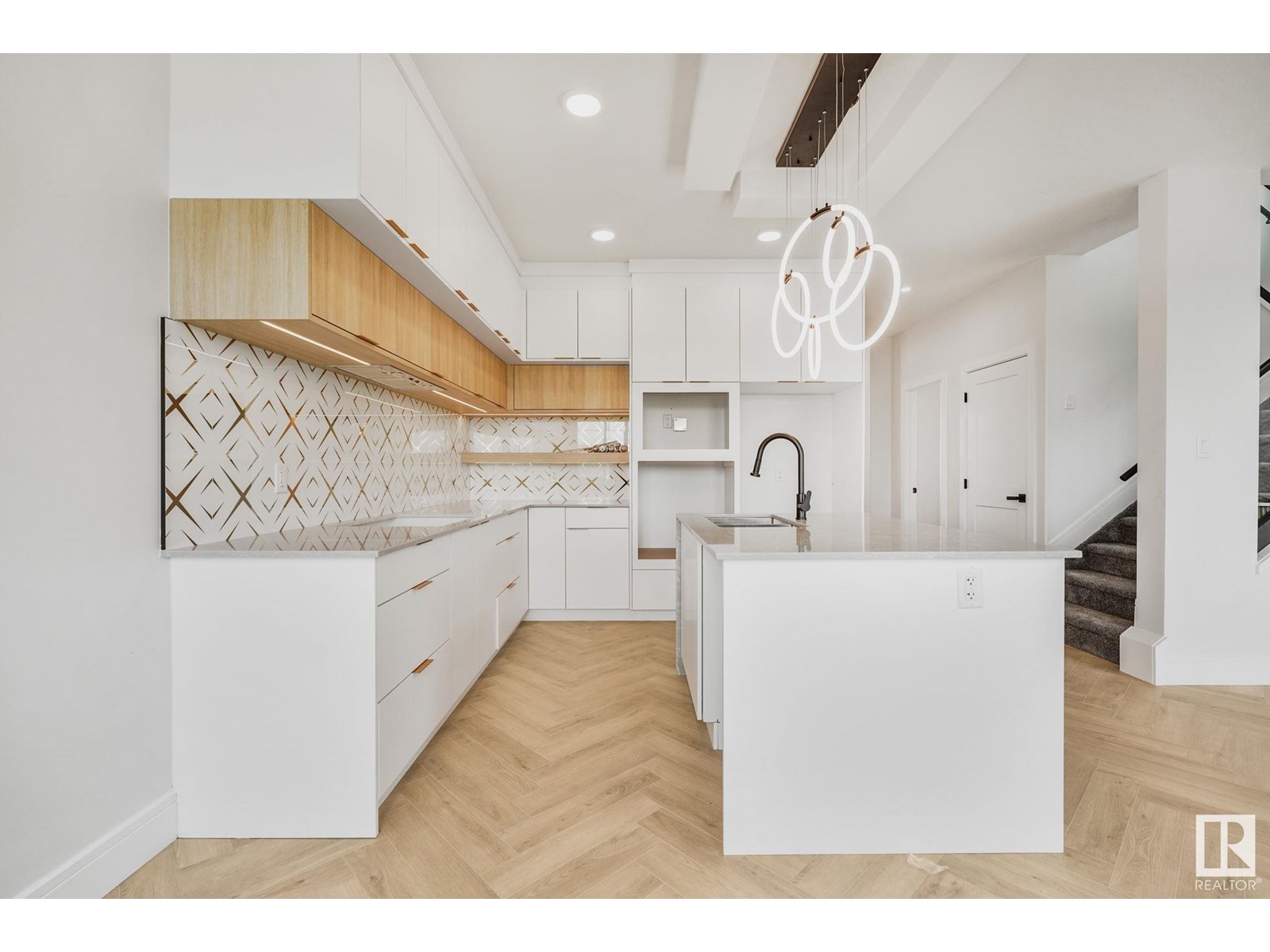 150 CREEKSIDE LANE LN, Leduc