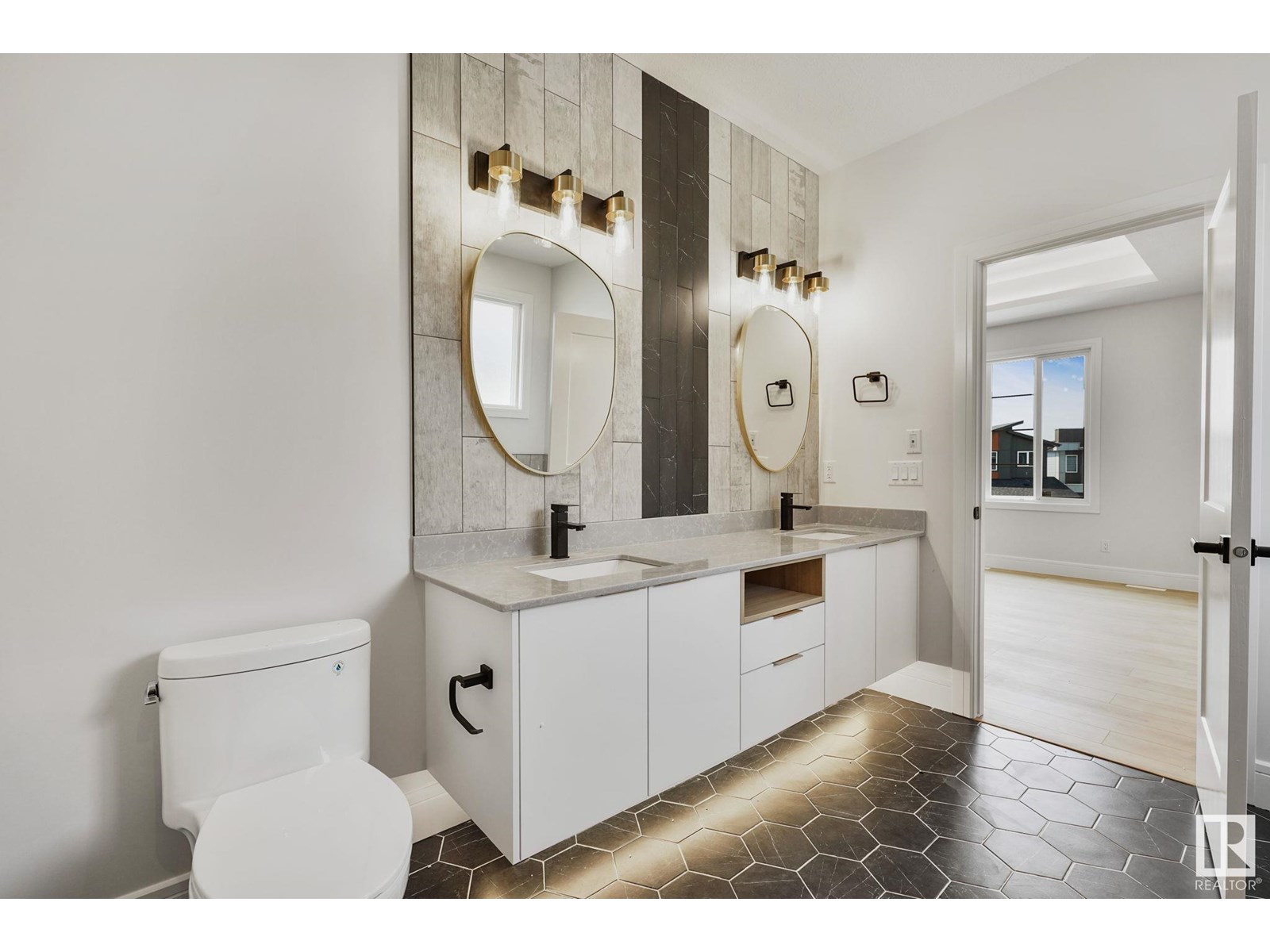 150 CREEKSIDE LANE LN, Leduc