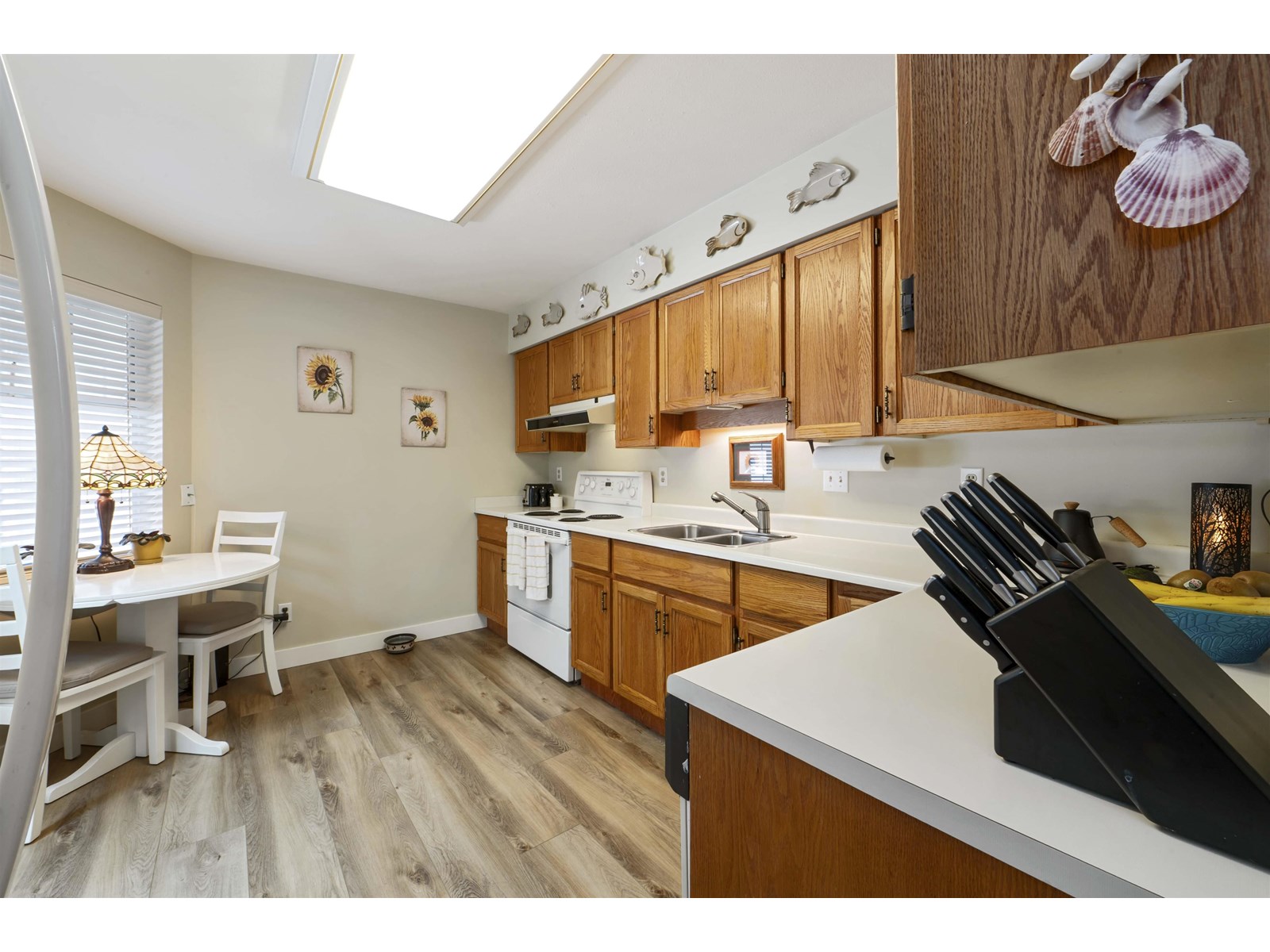 Photo 11 of 15 5365 205 Street, Langley BC