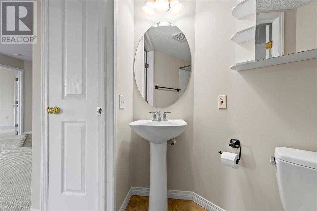 Single Family House for Sale in   Rocky Vista Park NW Rocky Ridge Calgary 