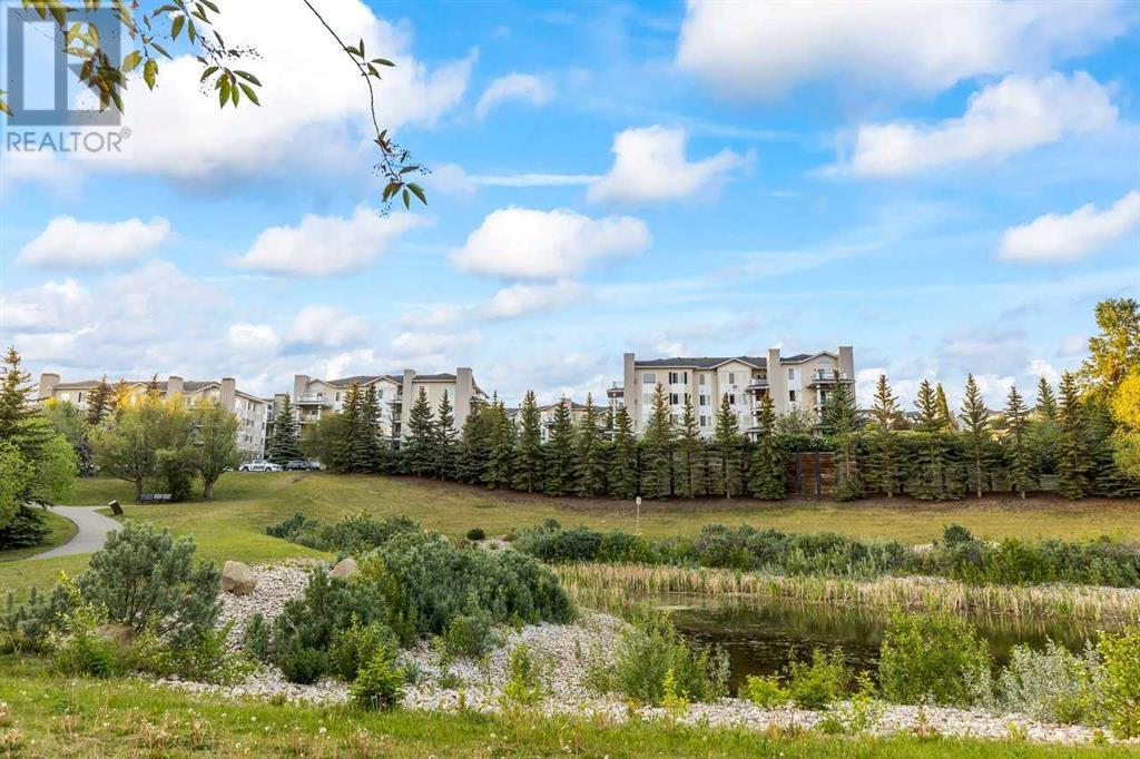 Single Family House for Sale in   Rocky Vista Park NW Rocky Ridge Calgary 