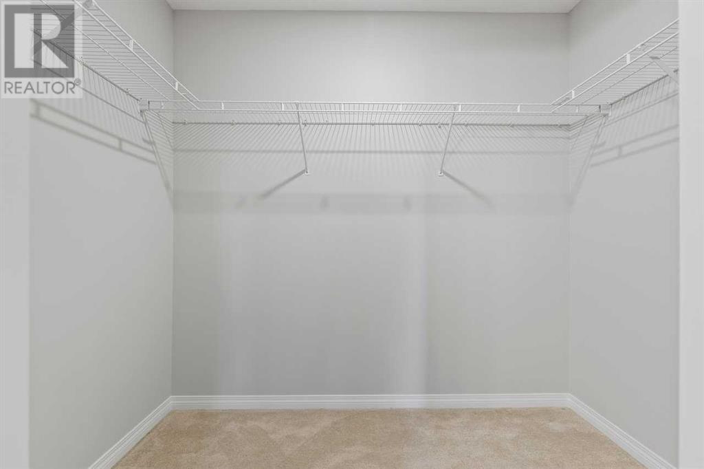 Single Family House for Sale in   Rocky Vista Park NW Rocky Ridge Calgary 