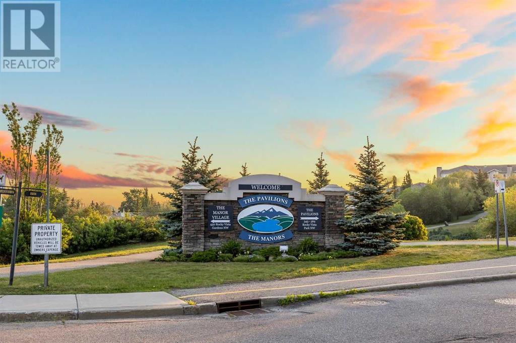 Single Family House for Sale in   Rocky Vista Park NW Rocky Ridge Calgary 