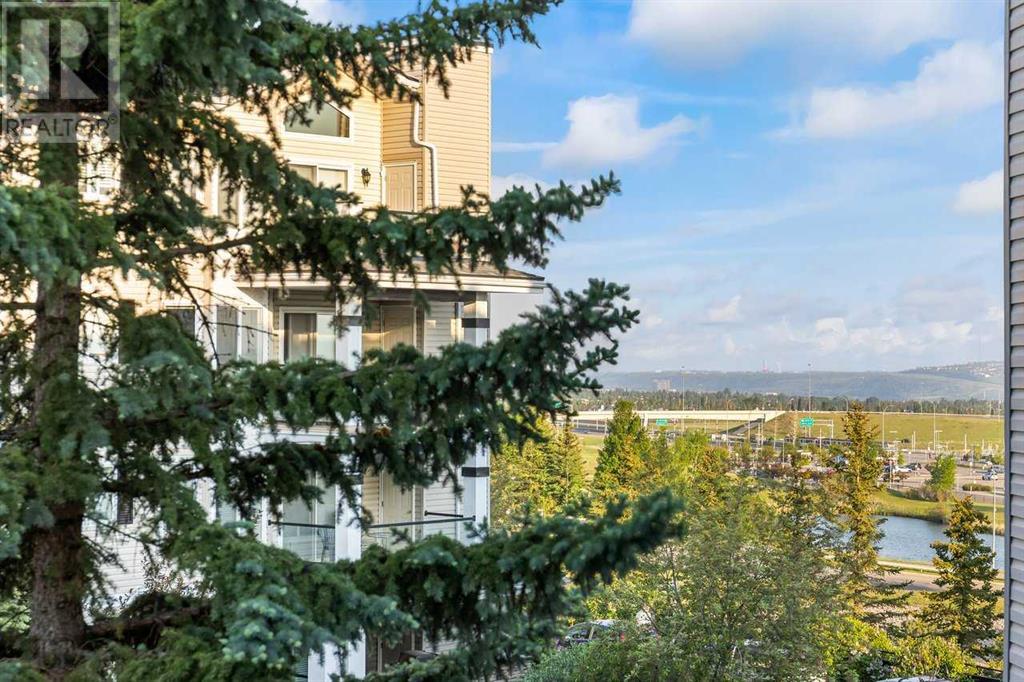 Single Family House for Sale in   Rocky Vista Park NW Rocky Ridge Calgary 