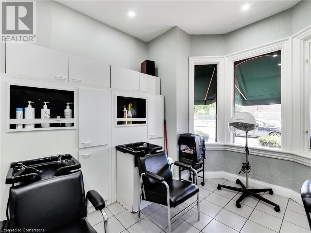 Photo 16 of 51 Augusta Street, Hamilton ON