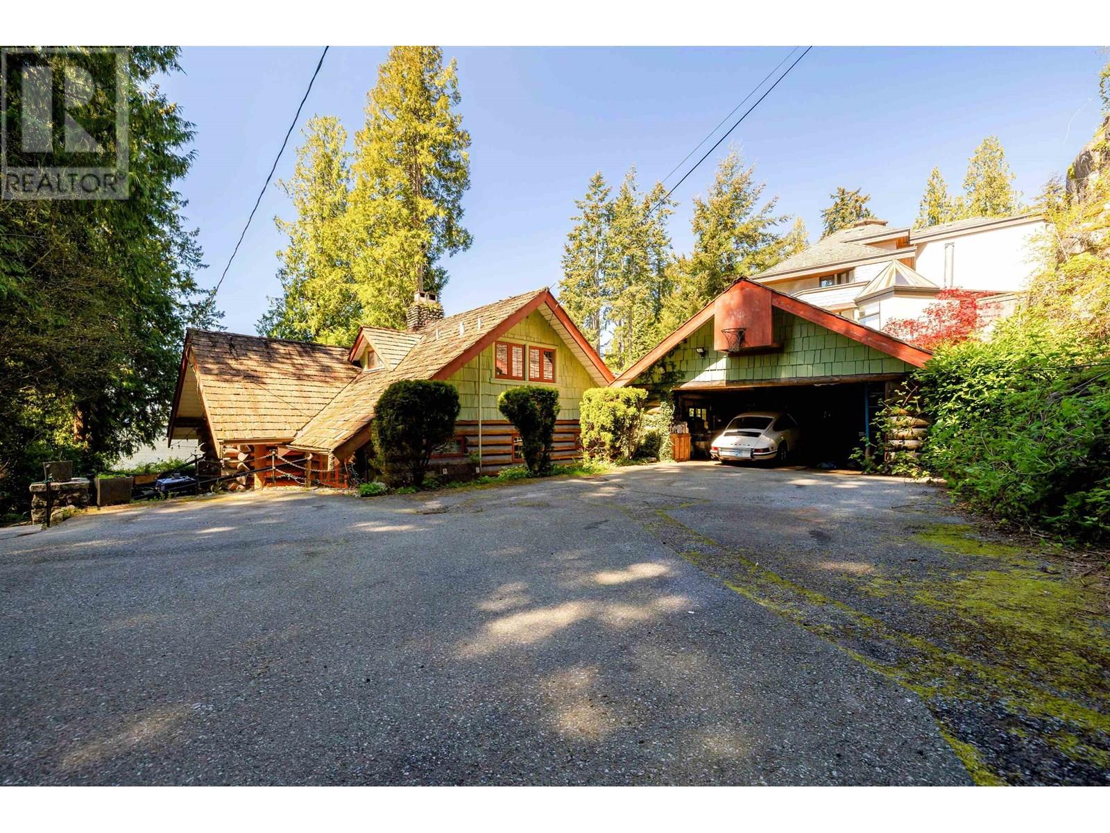 5252 MARINE DRIVE, West Vancouver