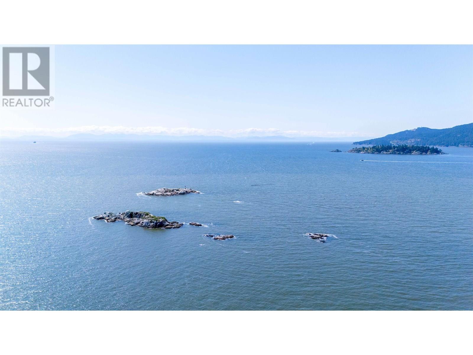 5252 MARINE DRIVE, West Vancouver