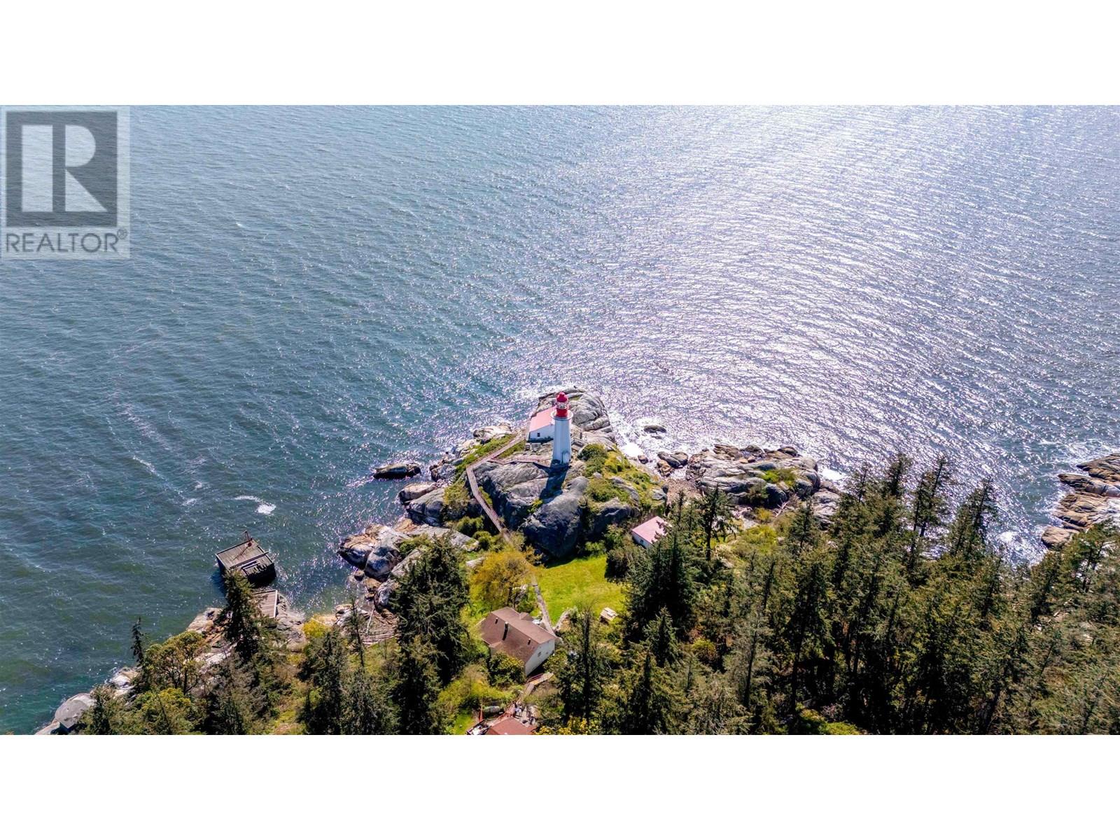 5252 MARINE DRIVE, West Vancouver