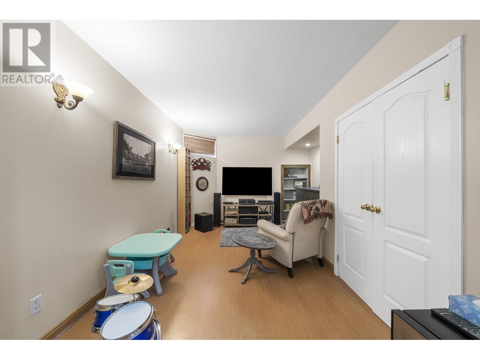 Photo 19 of 20302 123 B Avenue, Maple Ridge BC