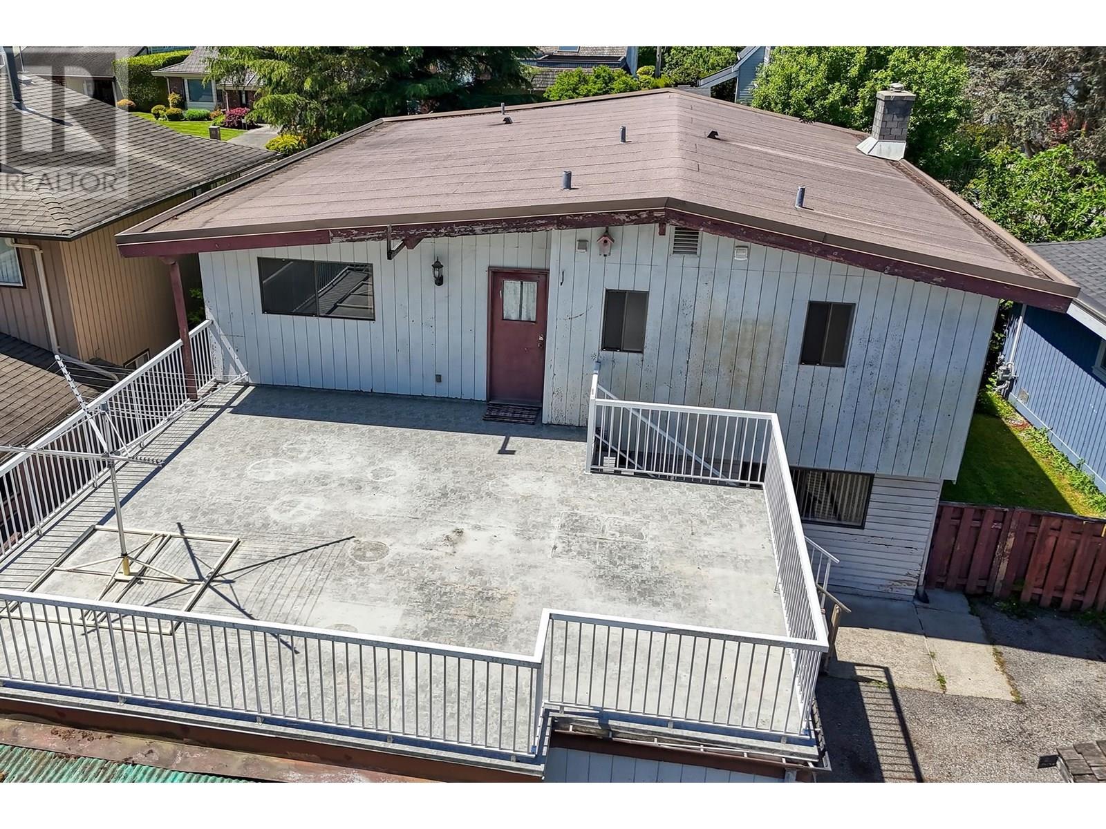 Photo 15 of 10540 Seamount Road, Richmond BC
