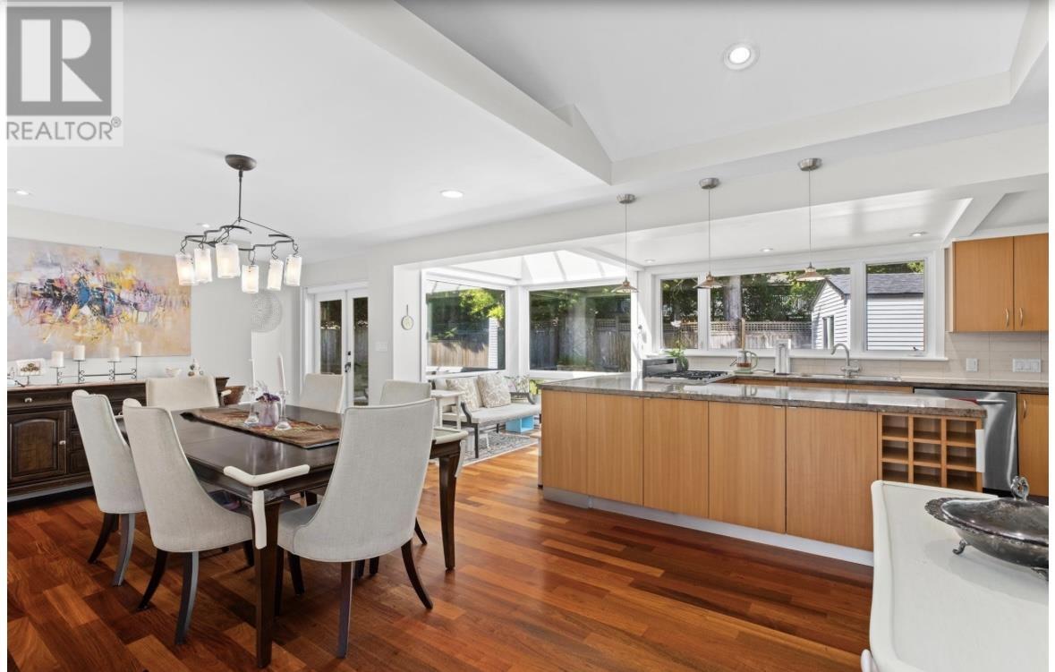 81 MORVEN DRIVE, West Vancouver
