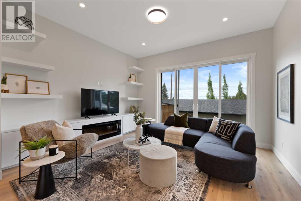 Photo 14 of 2110 23 Avenue Sw, Calgary AB