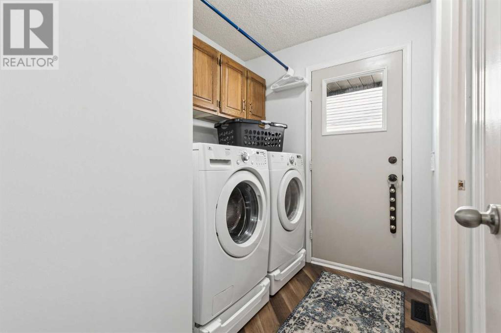 Single Family House for Sale in  Hawkfield Crescent NW Hawkwood Calgary 