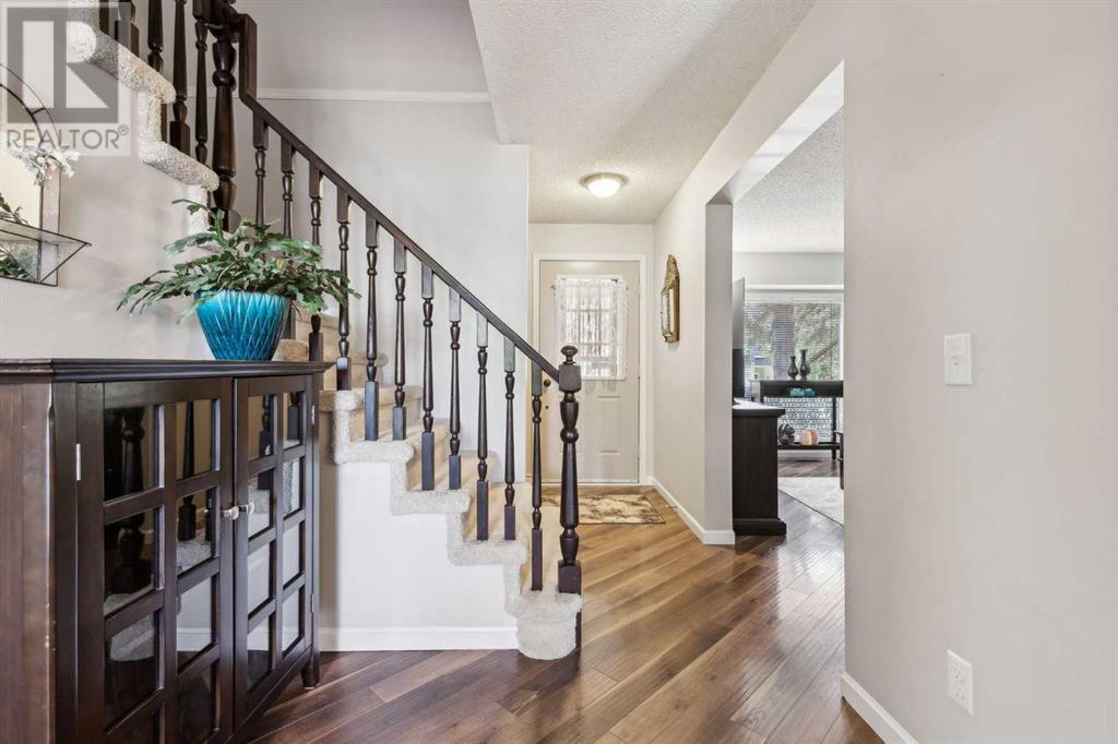Single Family House for Sale in  Hawkfield Crescent NW Hawkwood Calgary 
