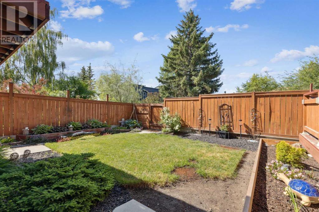 Single Family House for Sale in  Hawkfield Crescent NW Hawkwood Calgary 