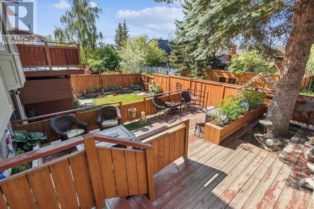 Single Family House for Sale in  Hawkfield Crescent NW Hawkwood Calgary 