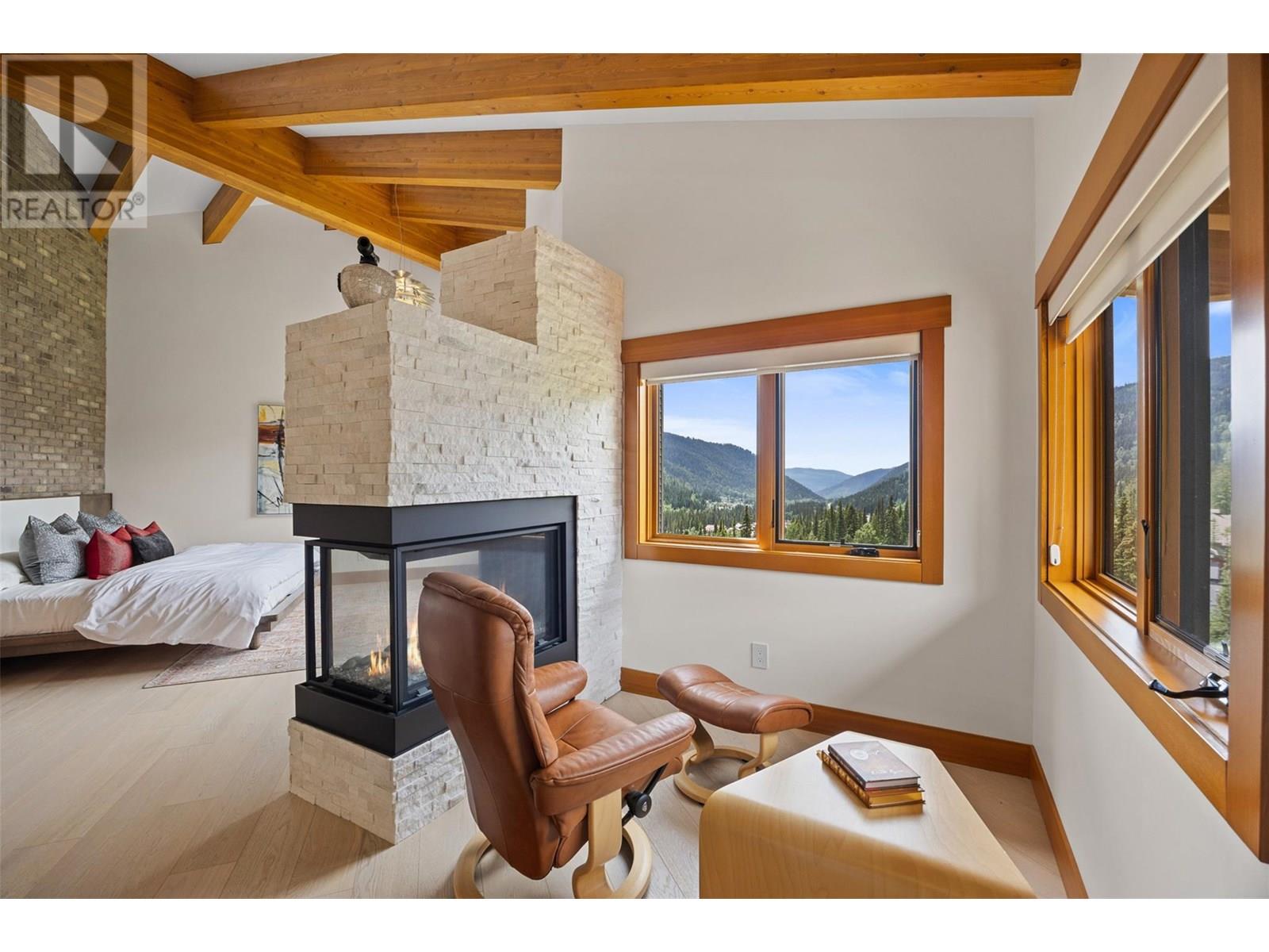4249 Bella Vista Drive, Sun Peaks