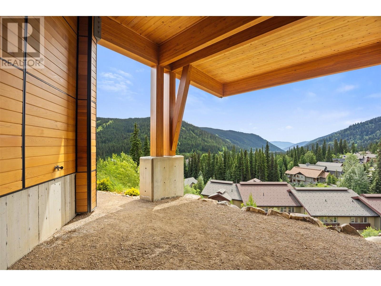 4249 Bella Vista Drive, Sun Peaks