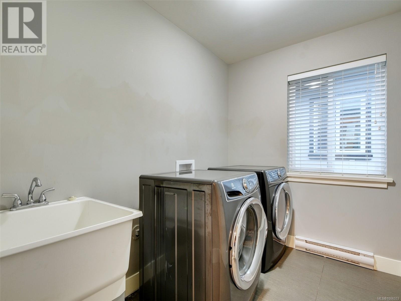 Photo 16 of 6516 Arranwood Dr, Sooke BC