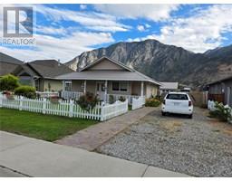  309 2nd Avenue, Keremeos