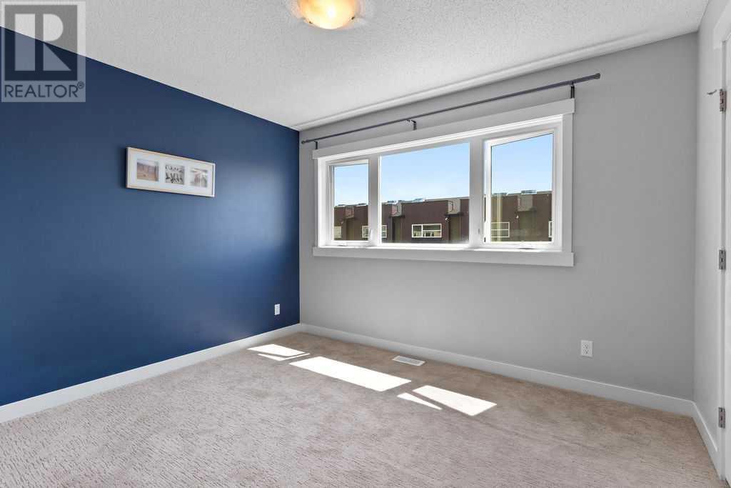 Single Family House for Sale in  covecreek Circle NE Coventry Hills Calgary 